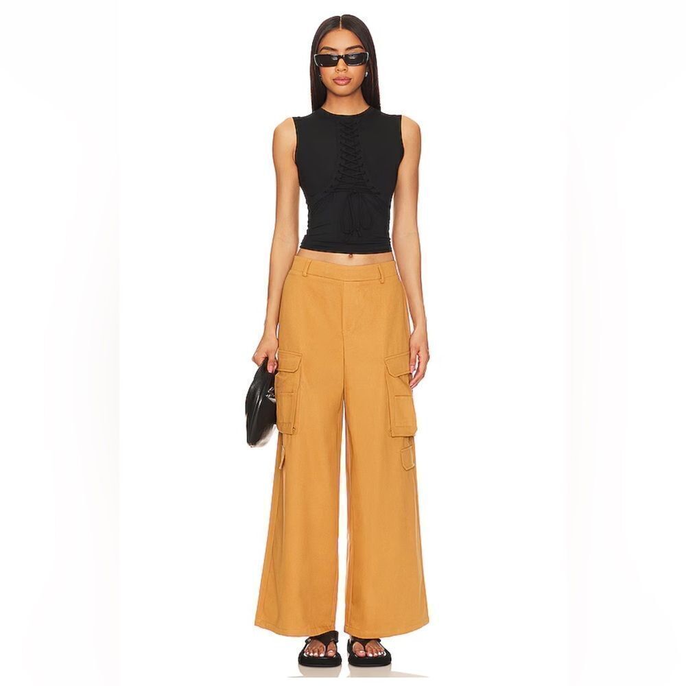 NWT Superdown Piper Cargo Pants in Khaki Brown wide leg Revolve M